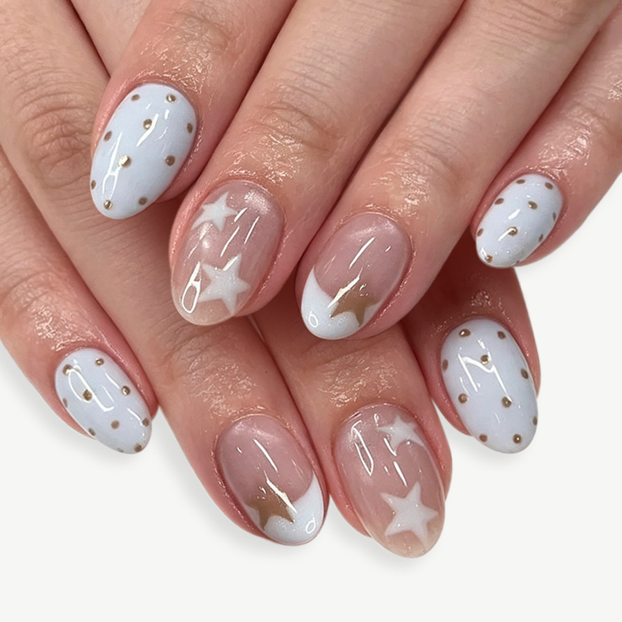 24 قطعة من الأظافر الاصطناعية  - مراجعة Nail Art French Nails وسعره