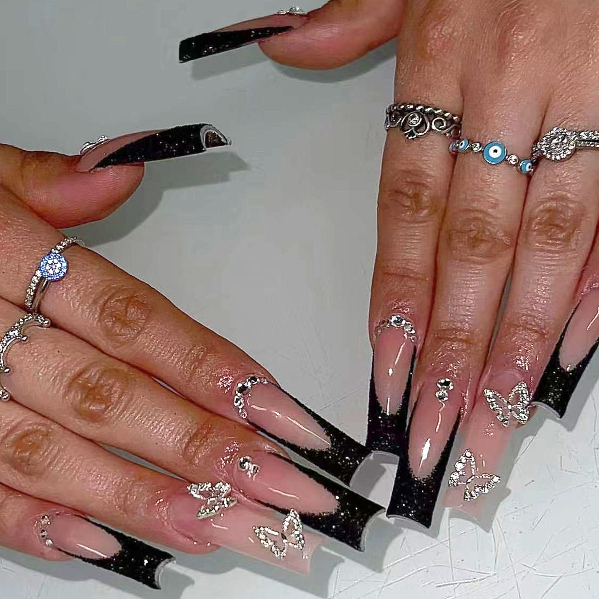 24 قطعة الأظافر الفرنسية السود - مراجعة Nail Art French Nails وسعره