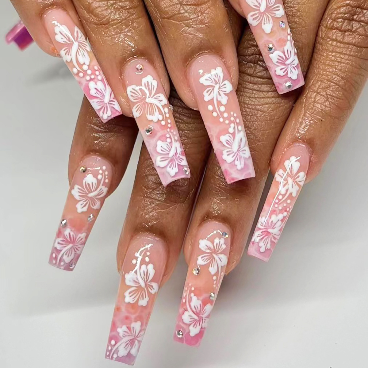24 قطعة الأظافر الفرنسية السود - مراجعة Nail Art French Nails وسعره